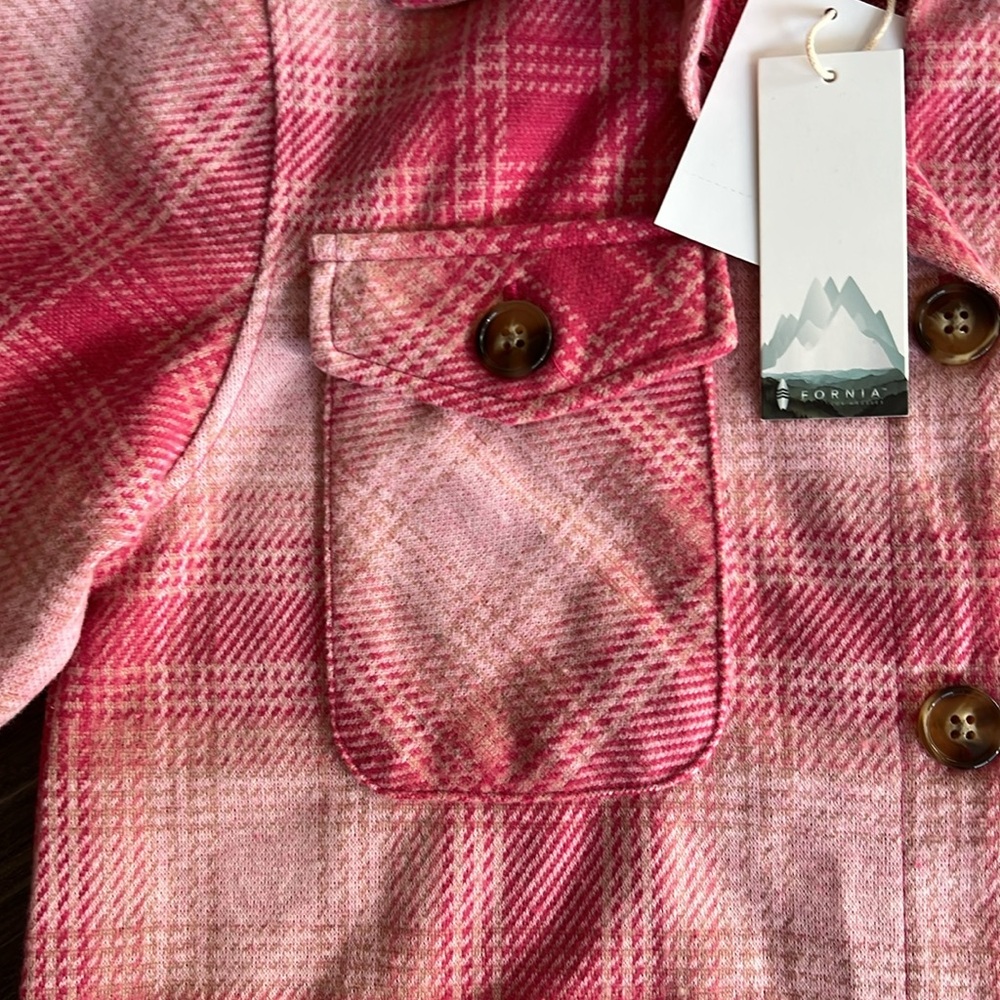 Fornia plaid Shacket - Picture 4 of 7